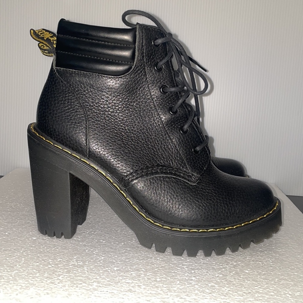 Dr. Martens Persephone Boots